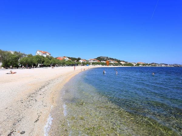 Uređena plaža Luke na Murteru